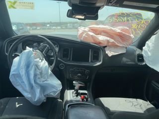 2018 Dodge Charger SXT Plus - Interior Full Dashboard Image